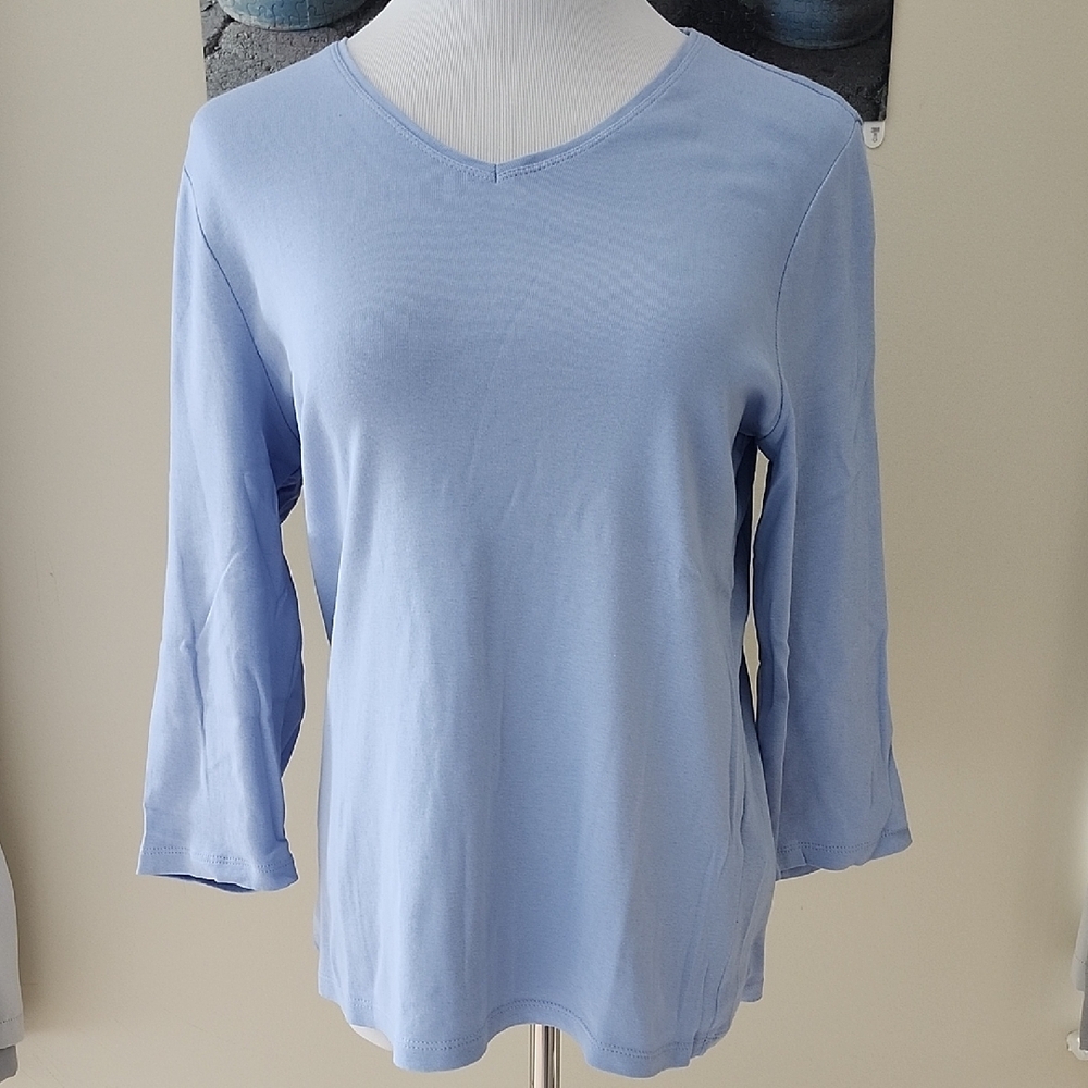 Chico's Light Blue 3/4 Sleeve Women's V-Neck Top